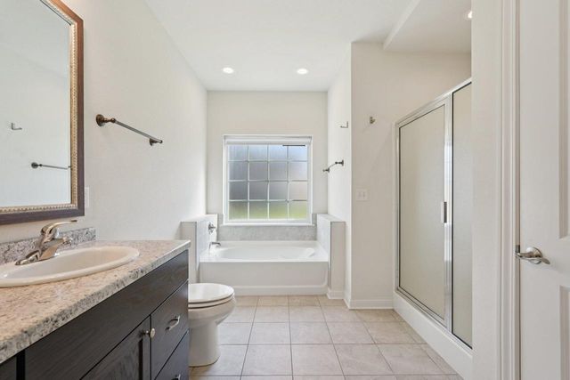 4796 S Lynn DRIVE, New Berlin, WI 53151