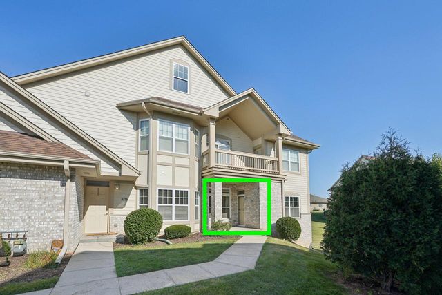 4796 S Lynn DRIVE, New Berlin, WI 53151