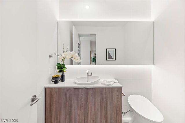 7385 Heron Canyon Court, Las Vegas, NV 89117