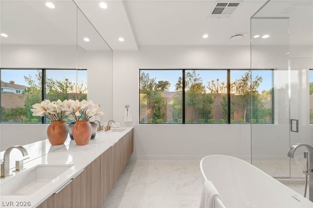 7385 Heron Canyon Court, Las Vegas, NV 89117