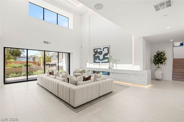 7385 Heron Canyon Court, Las Vegas, NV 89117