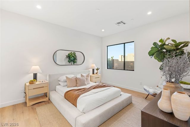 7385 Heron Canyon Court, Las Vegas, NV 89117