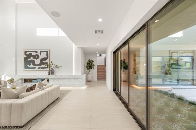 7385 Heron Canyon Court, Las Vegas, NV 89117