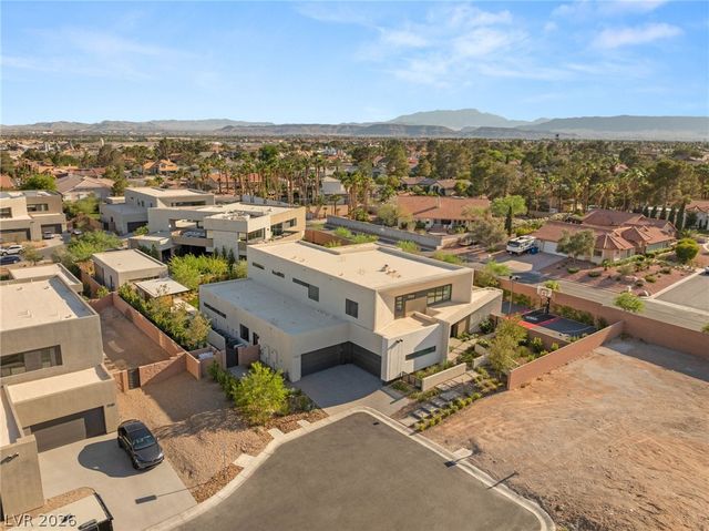 7385 Heron Canyon Court, Las Vegas, NV 89117