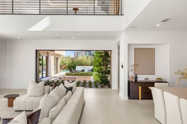 7385 Heron Canyon Court, Las Vegas, NV 89117