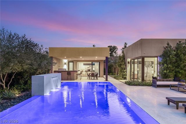 7385 Heron Canyon Court, Las Vegas, NV 89117