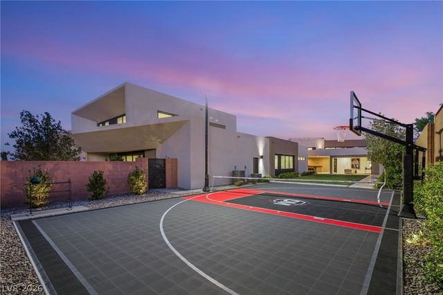 7385 Heron Canyon Court, Las Vegas, NV 89117