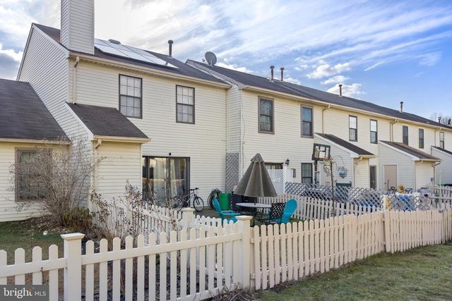 39 BANBURY CT, Robbinsville, NJ 08691