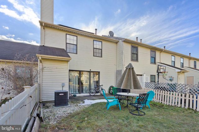 39 BANBURY CT, Robbinsville, NJ 08691