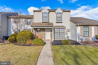 39 BANBURY CT, Robbinsville, NJ 08691