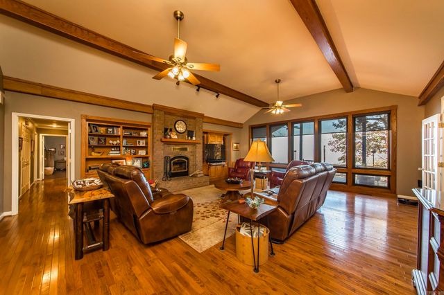 148 Cooper Point Drive, Mountain View, AR 72560