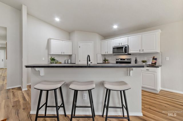 12753 Cultivator St, Caldwell, ID 83607