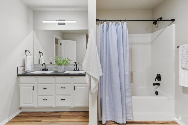 12753 Cultivator St, Caldwell, ID 83607