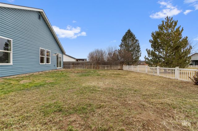 12753 Cultivator St, Caldwell, ID 83607