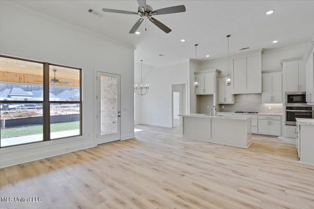 1014 Kensington Drive, Flowood, MS 39232