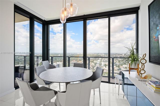 88 SW 7th St PH4301, Miami, FL 33130