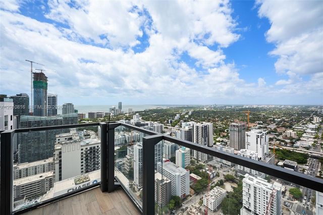88 SW 7th St PH4301, Miami, FL 33130