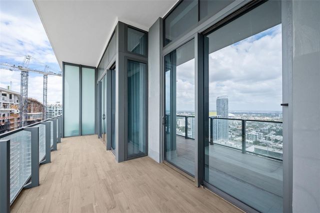 88 SW 7th St PH4301, Miami, FL 33130