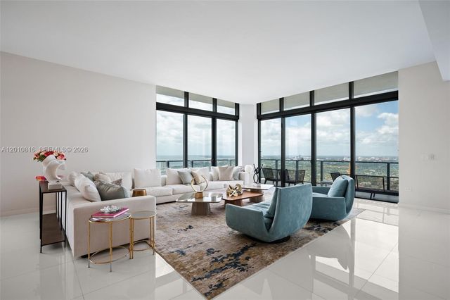 88 SW 7th St PH4301, Miami, FL 33130