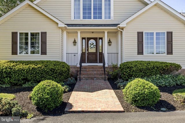 64 ROLLING GREEN LN, Brightwood, VA 22715