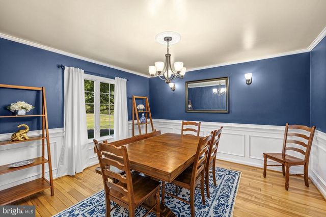64 ROLLING GREEN LN, Brightwood, VA 22715