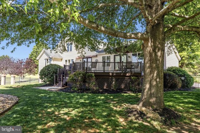 64 ROLLING GREEN LN, Brightwood, VA 22715