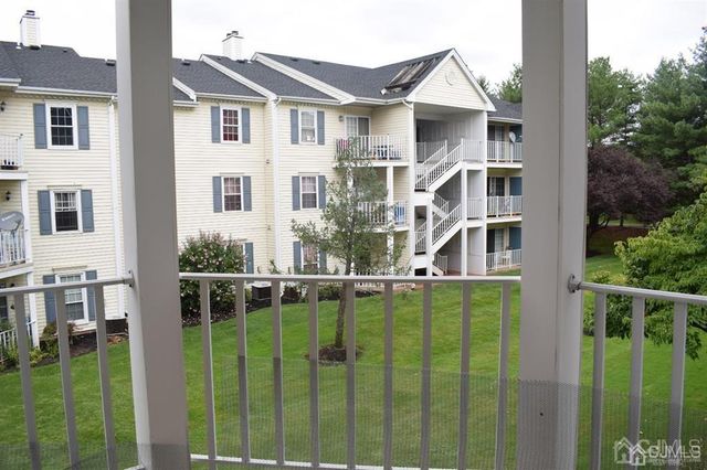 61 Brighton Way, North Brunswick, NJ 08902