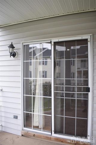 61 Brighton Way, North Brunswick, NJ 08902
