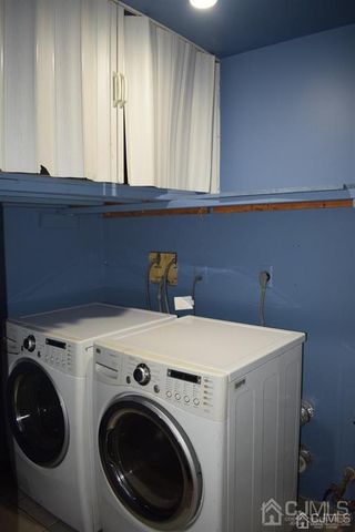 61 Brighton Way, North Brunswick, NJ 08902