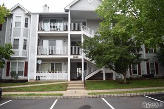 61 Brighton Way, North Brunswick, NJ 08902