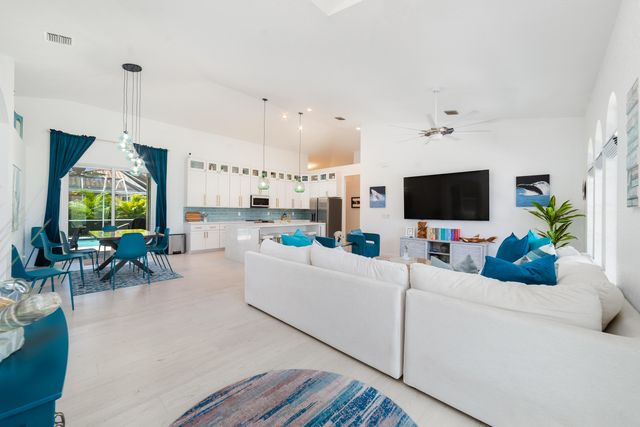 4730 Nolina Lane, Boynton Beach, FL 33436