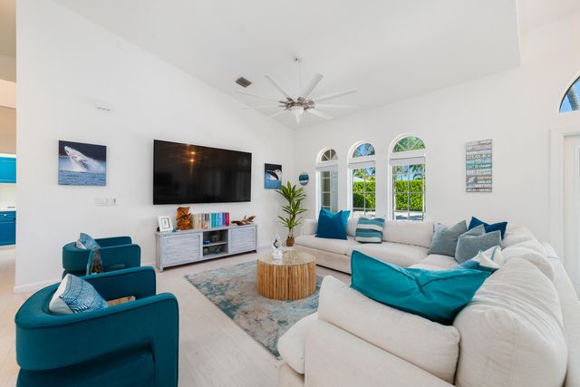 4730 Nolina Lane, Boynton Beach, FL 33436