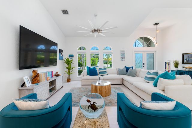 4730 Nolina Lane, Boynton Beach, FL 33436