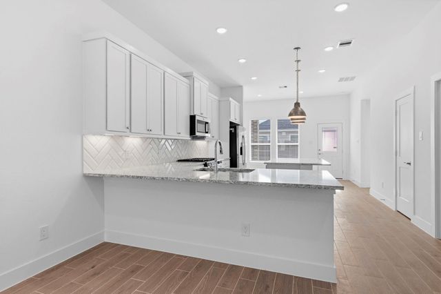 19348 Poppy Village Circle, Magnolia, TX 77355