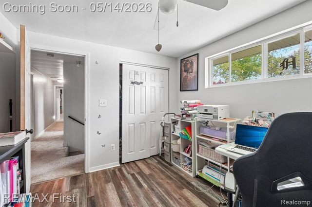 23041 Springbrook Drive, Farmington, MI 48336