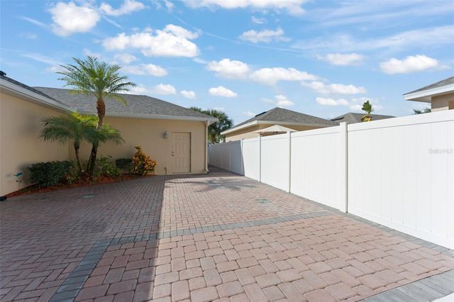 14814 PEEKSKILL DRIVE, Winter Garden, FL 34787