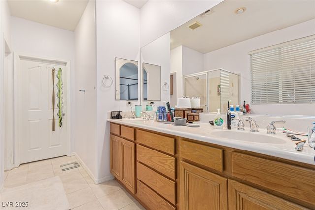 2389 Rainswept Avenue, Henderson, NV 89052