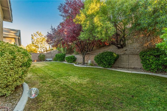 2389 Rainswept Avenue, Henderson, NV 89052