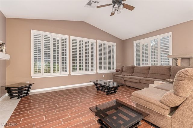 2389 Rainswept Avenue, Henderson, NV 89052