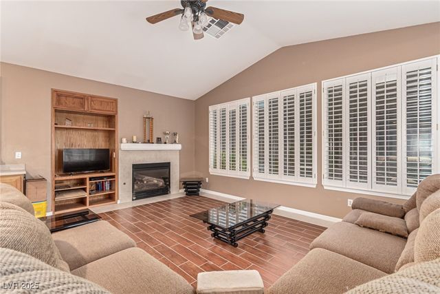 2389 Rainswept Avenue, Henderson, NV 89052