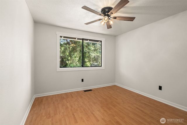 4801 32nd Court SE, Lacey, WA 98503