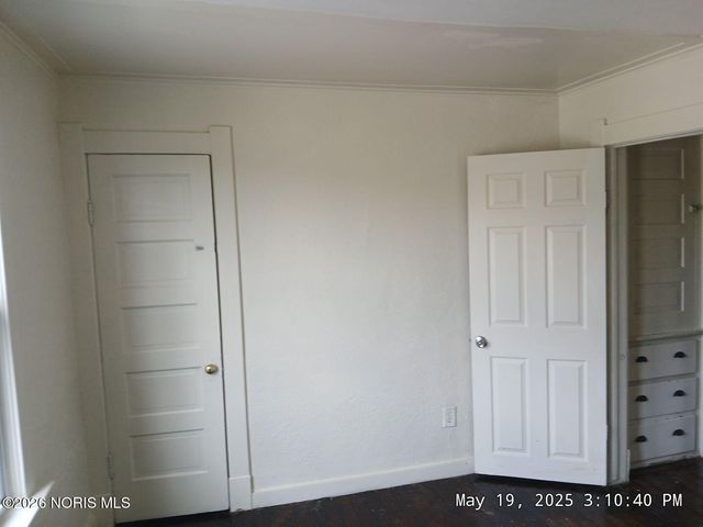 2145 Dorr Street, Toledo, OH 43607