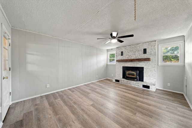 1807 Nelson Rd, Greenbrier, TN 37073