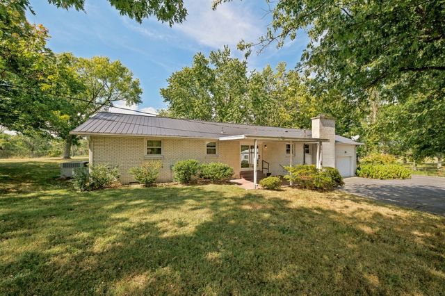 1807 Nelson Rd, Greenbrier, TN 37073