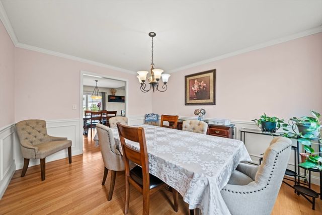 2 O'connor Lane, Woburn, MA 01801