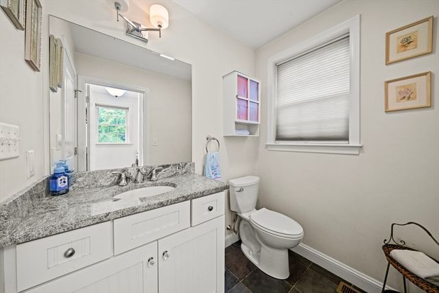 2 O'connor Lane, Woburn, MA 01801