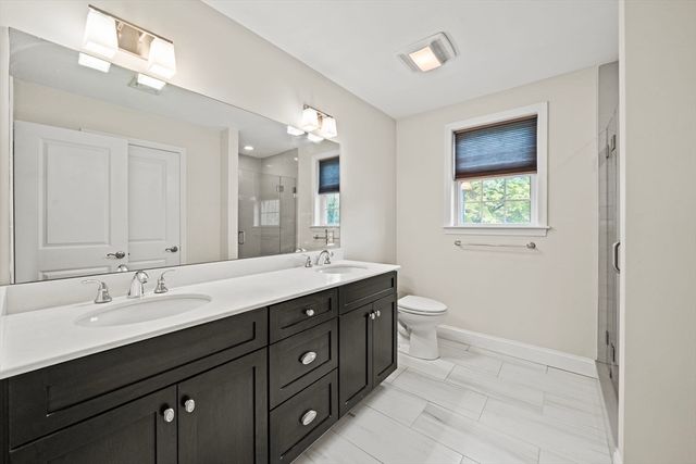 2 O'connor Lane, Woburn, MA 01801