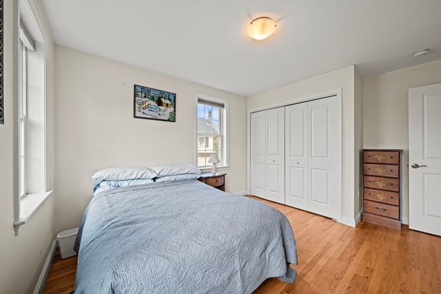 2 O'connor Lane, Woburn, MA 01801