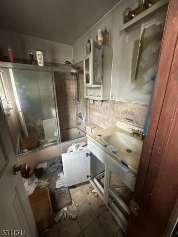 1388 Belleview Ave, Plainfield City, NJ 07060