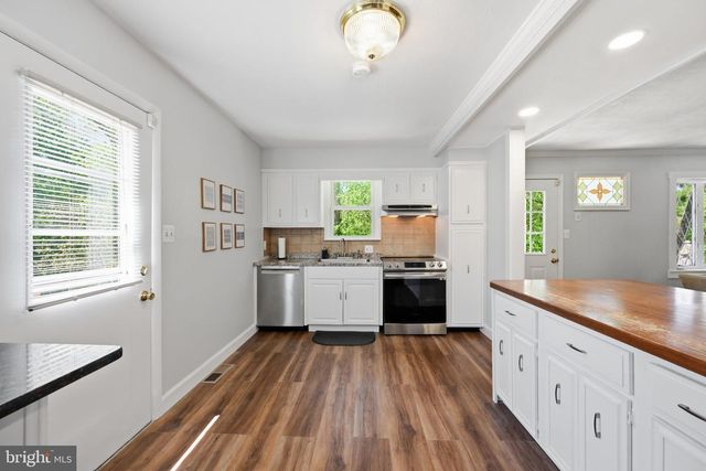 708 GLENVIEW AVE, Glen Burnie, MD 21061